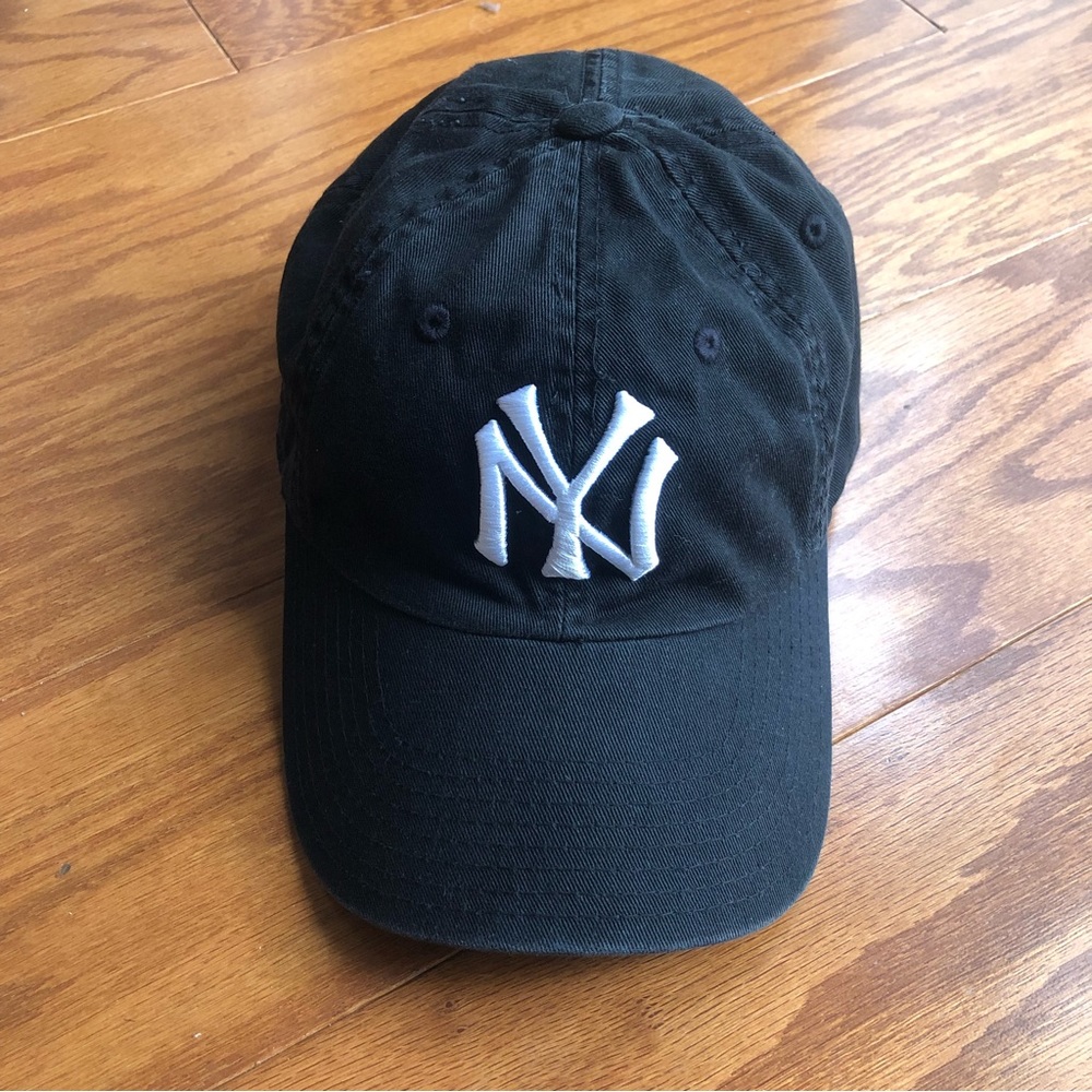 NY Yankees Baseball Cap - American Needle Cooperstown Collection - black